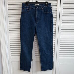 Abercrombie & Fitch Men's Straight Jeans in Dark Blue Denim
